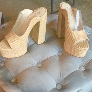 Jessica Simpson Wedges